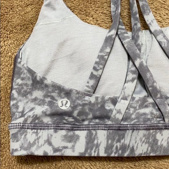 ❌Sold❌ Lululemon Summer Shade Ice Grey Energy Bra - Picture 5 of 11